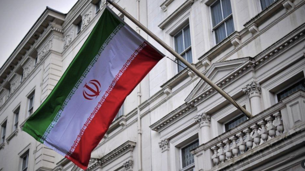 Iran summons UK envoy over embassy flag incident – media — RT World News