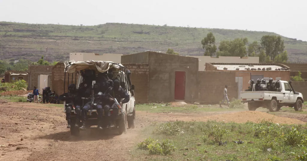 Gunmen attack three industrial sites in western Mali, kidnap civilians