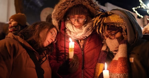 Minneapolis Protests Erupt After Fatal Immigration Shooting 300x158