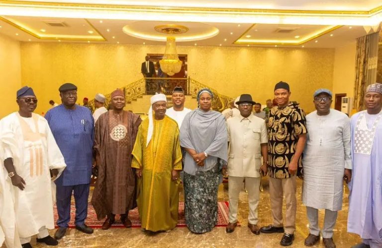 Tanimu Turaki-led NWC visits ex-VP Sambo, says PDP will soon return to its winning days — Daily Nigerian