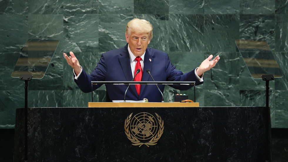 Trump selling seats on Gaza ‘Board of Peace’ for $1bn — RT World News