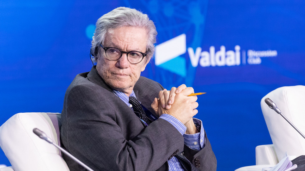 US is ‘main enemy of the dollar’ – ex-IMF director — RT World News