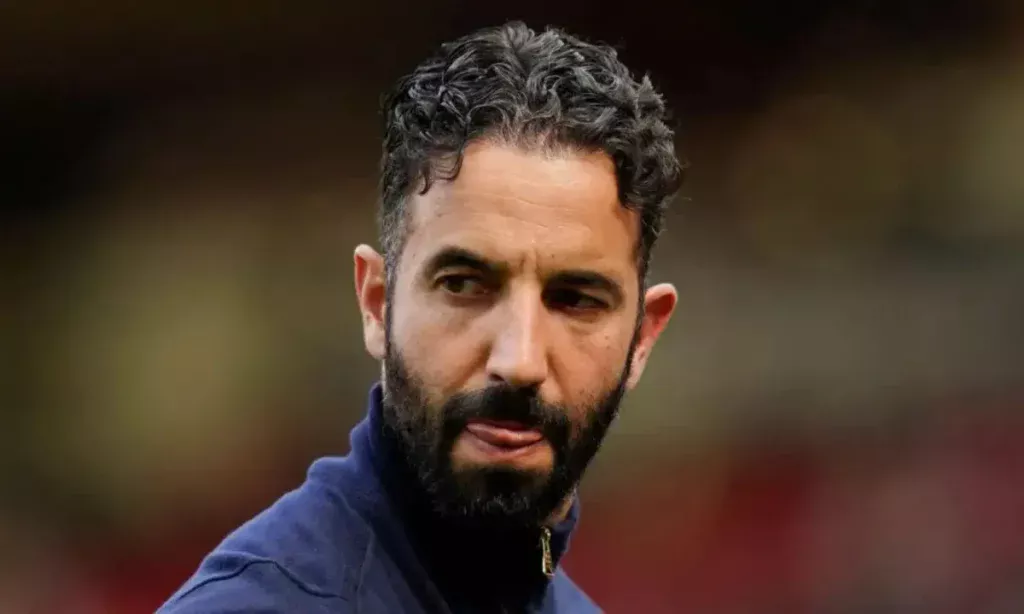 EPL: Man Utd contact three former players to replace Amorim