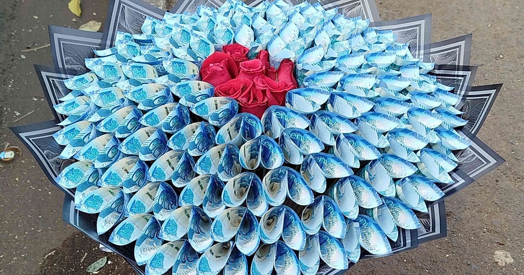 Kenya bans 'cash bouquets' ahead of Valentine's Day
