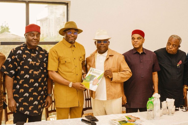 Deputy Speaker Kalu advises Abia PDP lawmaker, Erondu to join APC