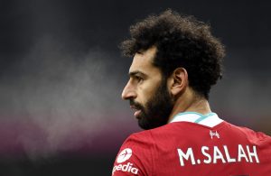 Szoboszlai Worlds Best Says Salah For Liverpool Trophies 300x195