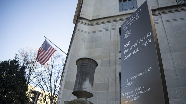 US Justice Department issues new ‘Russiagate’ subpoenas – AP — RT World News