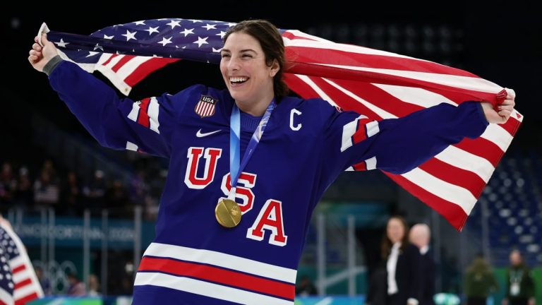 Trump celebrates the men's hockey team and demeans the women's