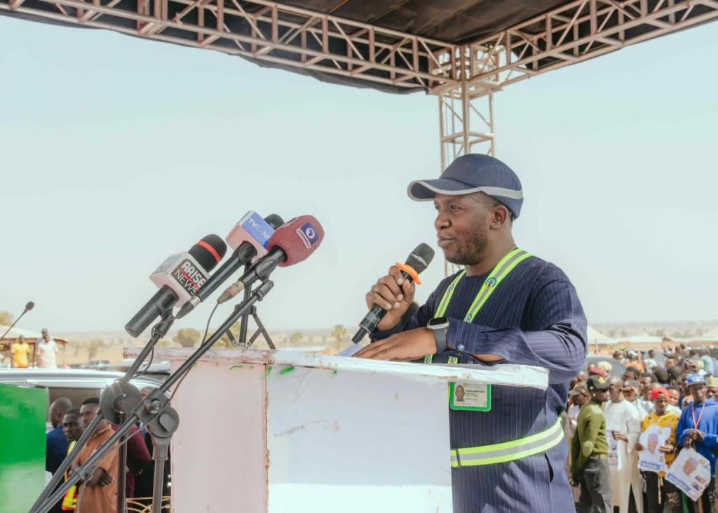 KADRA MD lauds Gov. Sani for delivering longest road project in 20 years — Daily Nigerian