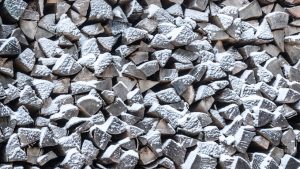 Estonia Firewood Shortage Fueled By High Electricity Prices 300x169