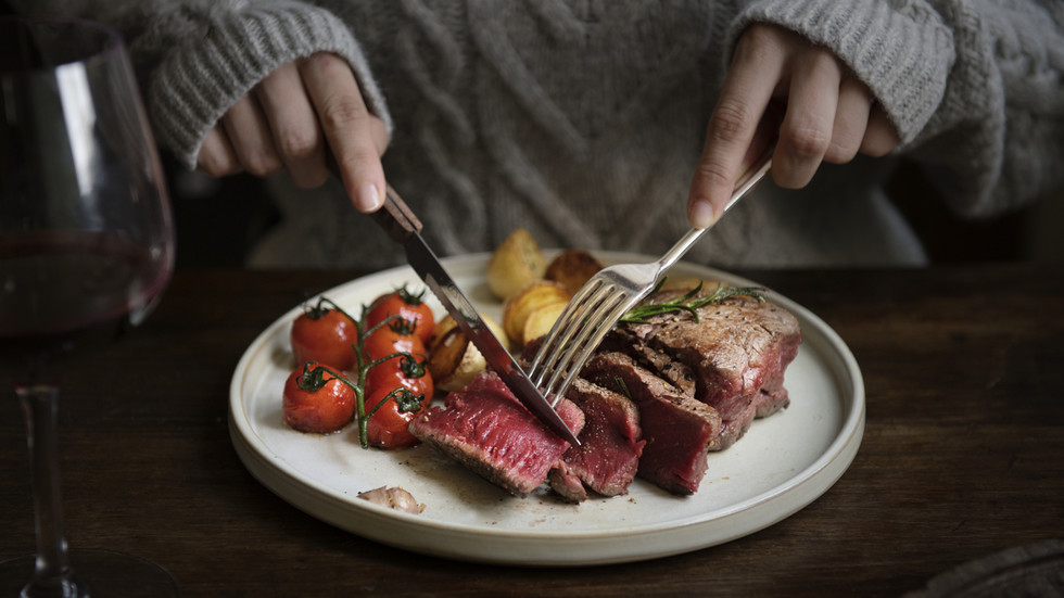 France declares war on meat — RT World News