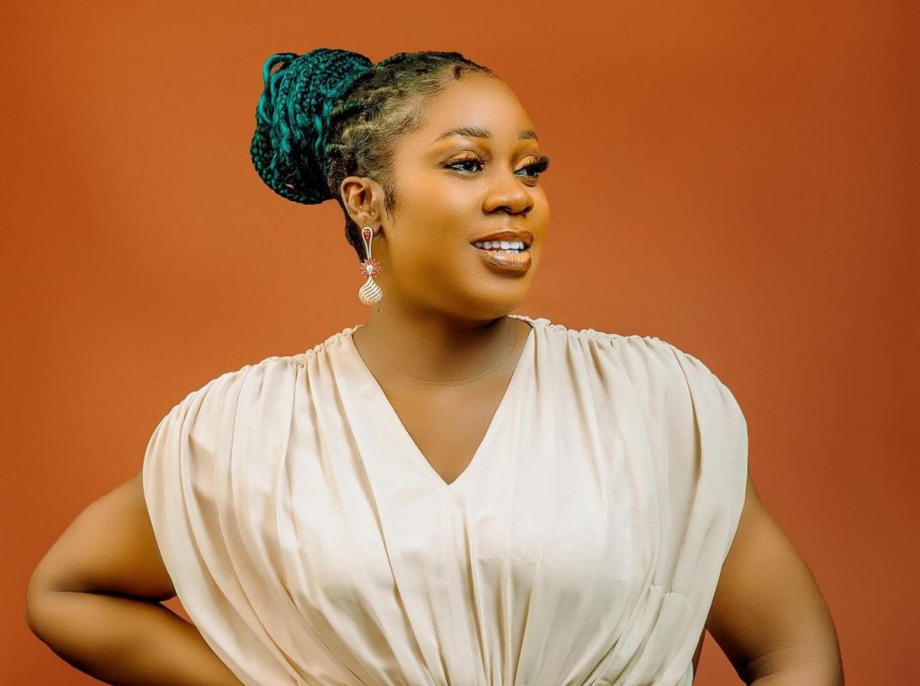 Motilola Akinlami finally reconciles with Kunle Afod years after messy fallout [VIDEO]