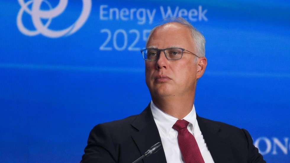 EU will ‘inevitably beg for more Russian gas’ – Putin envoy — RT Business News