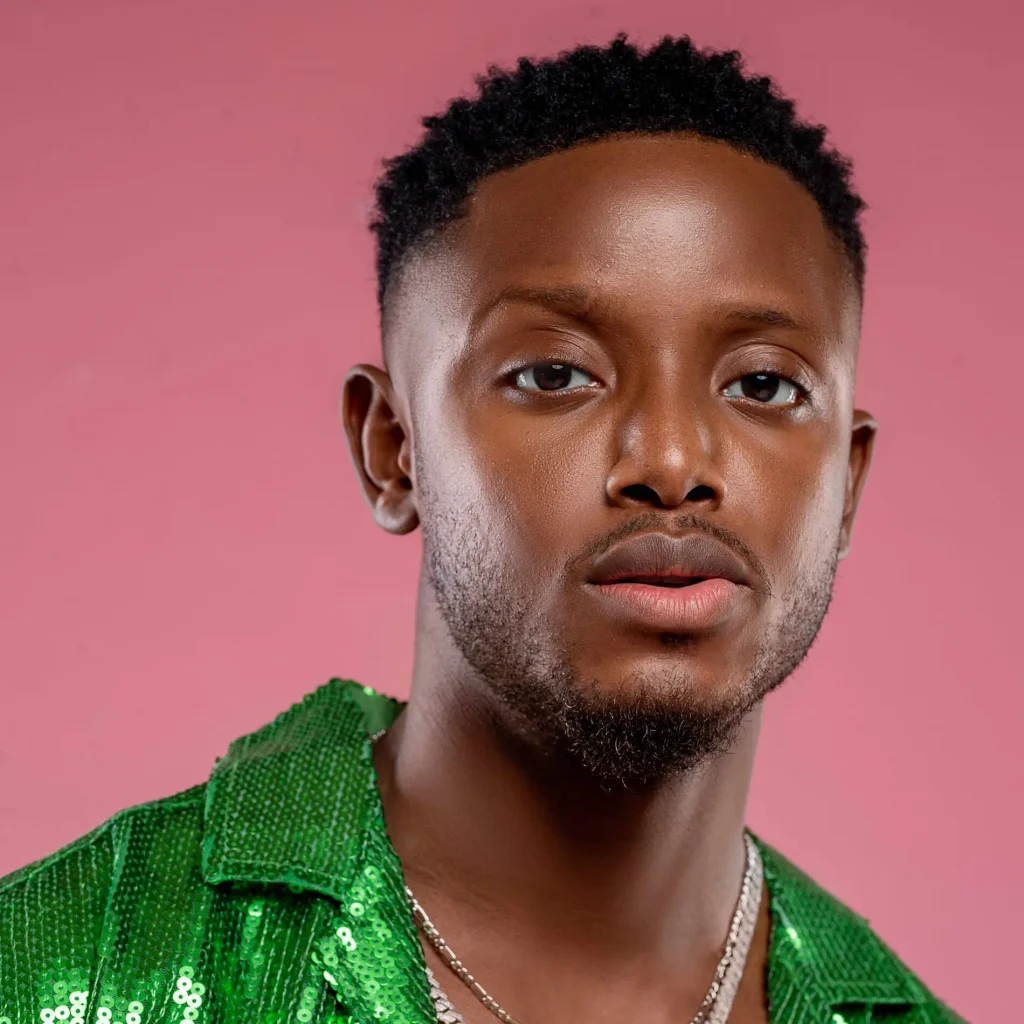 Singer Chike calls out lady who allegedly duped him of $20,000