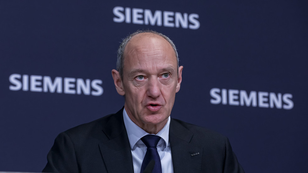 EU push for AI sovereignty could lead to ‘disaster’ – Siemens boss — RT Business News