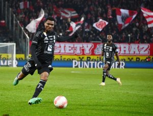 Nwaiwu In Super Eagles After Bassey Injury For Iran Jordan 300x229