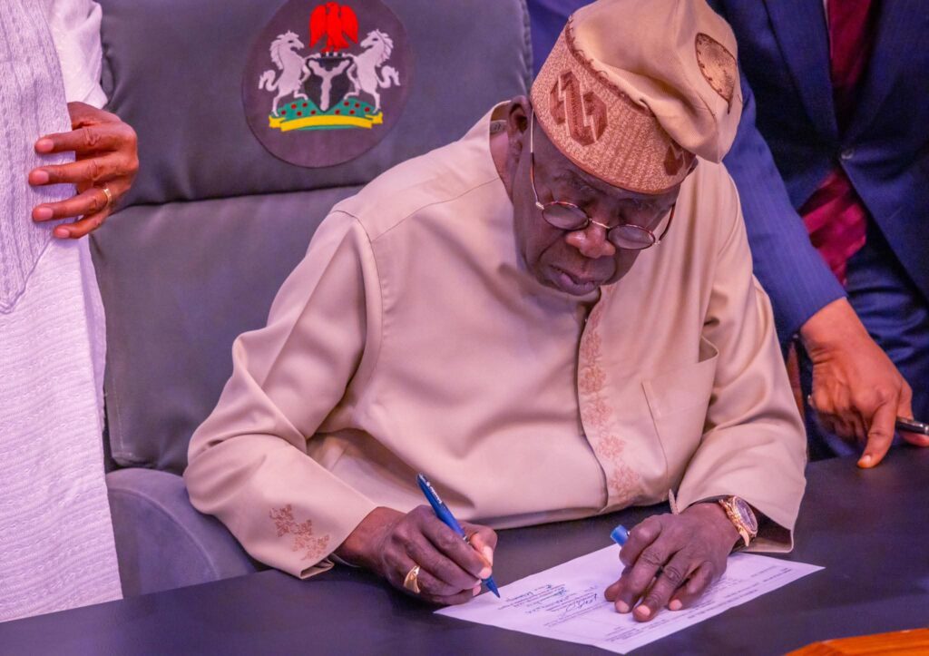 Tinubu writes Senate, seeks approval for $516m loan — Daily Nigerian