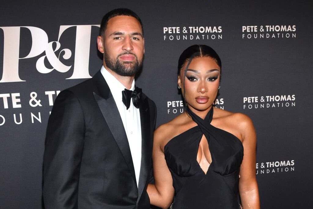 Megan thee stallion announces split from Klay Thompson