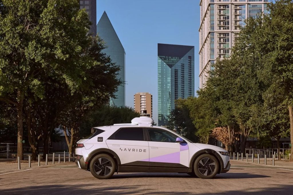 A self-driving car in Austin killed a mother duck, sparking neighborhood outrage