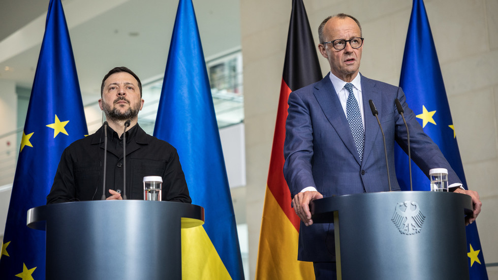 Merz wants Ukrainian men in Germany sent to the front — RT World News