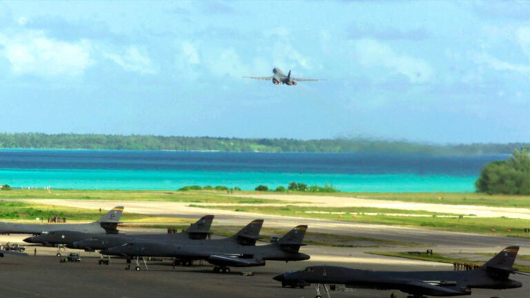 UK pauses handover of Indian Ocean islands to Mauritius amid US concerns — RT World News