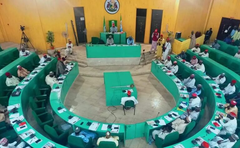 Kano Assembly withdraws impeachment notice after deputy governor’s resignation — Daily Nigerian