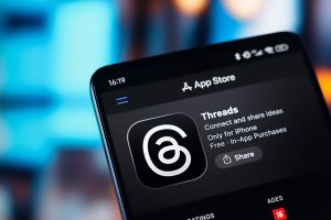 Threads Launches Live Chats For Real Time Cultural Conversations 300x200