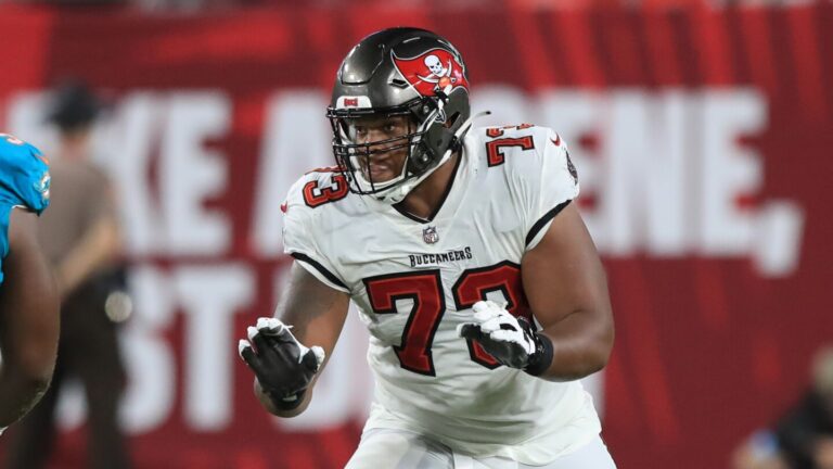 Falcons sign OL Brandon Walton following tryout