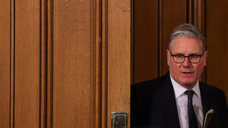 The pathetic demise of Keir Starmer — RT World News
