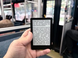 Xteink X3 Review Tiny MagSafe E‑Ink Reader That Beats Doomscrolling 300x225