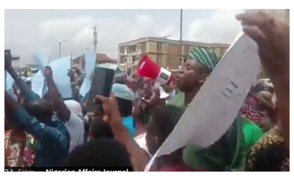BREAKING: 2027: Adelabu's supporters protest at APC secretariat, demand direct primary [VIDEO]