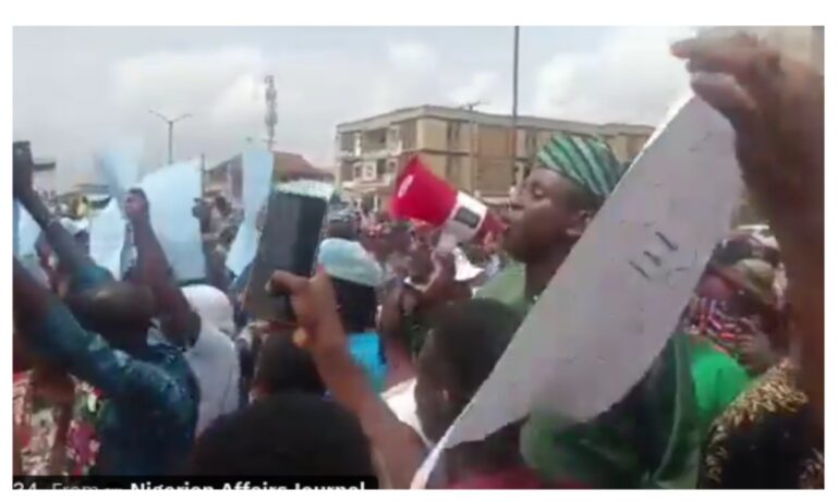BREAKING: 2027: Adelabu's supporters protest at APC secretariat, demand direct primary [VIDEO]