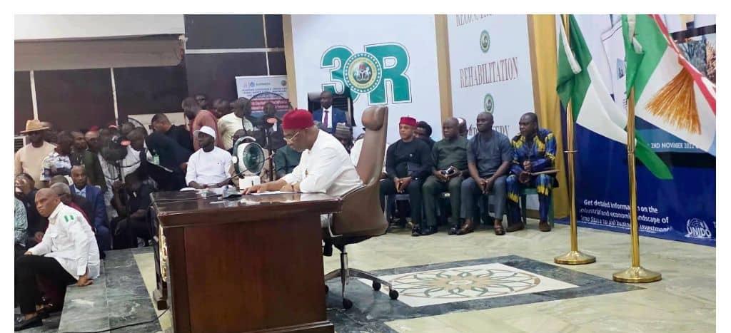 APC primary: Uzodinma meets Imo stakeholders, laments number number of aspirants 