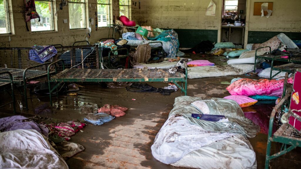 88547654007-20250706-t-012817-z-1627243803-rc-2-ngfazk-1-y-0-rtrmadp-3-usaweathertexasflooding
