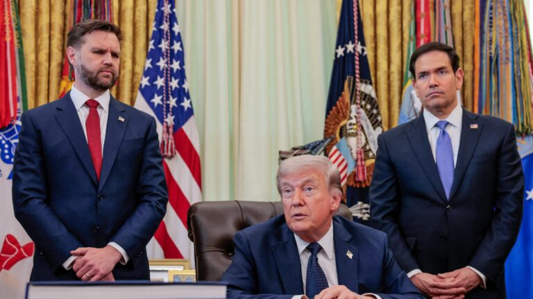 90707221007-trump-vance-rubio-pic
