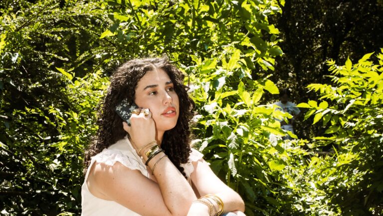 90853839007-rachel-light-phone-alyssa-goldberg-june-202611