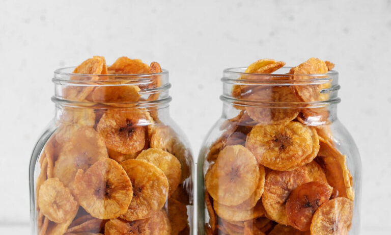 Kikifoodies’ Guide to Making the Best Crispy & Delicious Nigerian Plantain Chips