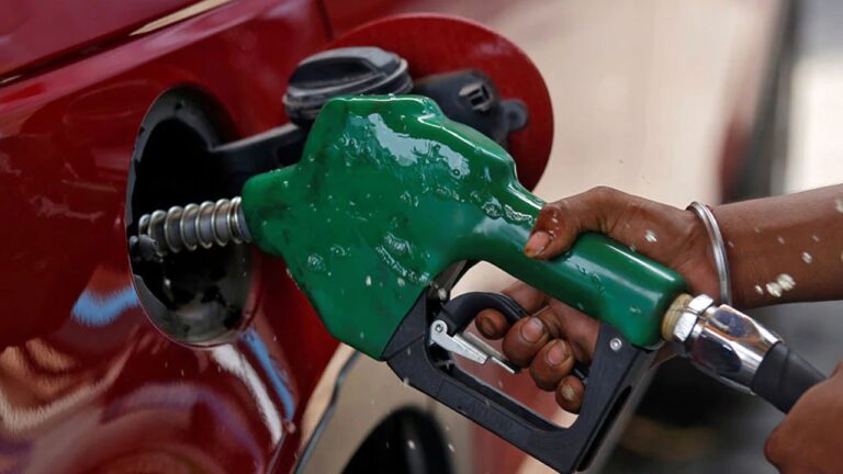 BREAKING: Again, Nigerian filling stations reduce fuel pump price