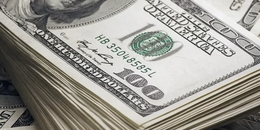 Dollar depreciates as investors wait on trade talks