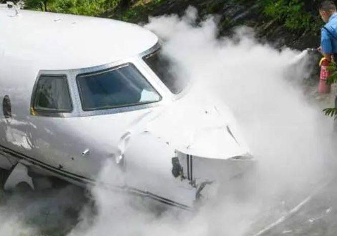 10 escape death as private jet crash lands at Ibadan airport 10 escape death as private jet crash lands at Ibadan airport