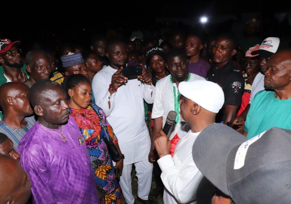 Over 10,000 APC, ADC, Labour Party members defect to PDP in Ogbadibo