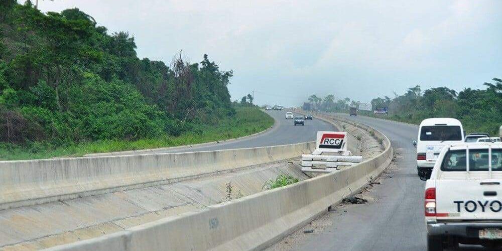 100408 fg ogun to finance lagos ota abeokuta expressway reconstruction