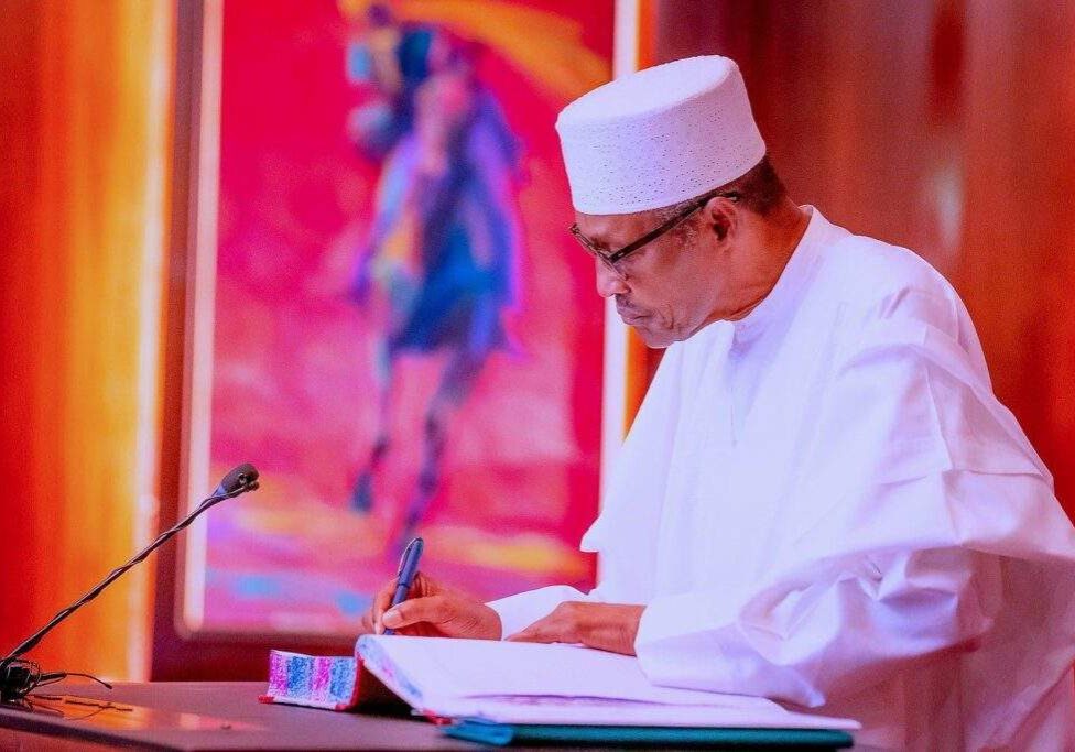 10086 buhari approves n1 9trn for nnpc road projects