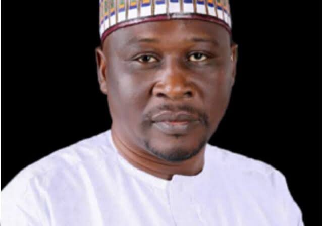 103443 adamawa state governor mourns victims of capsized boat