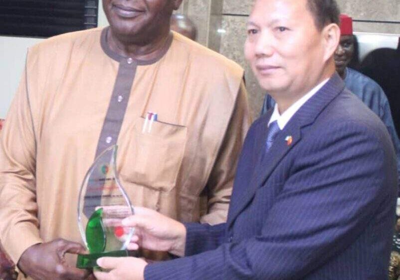 105487 culture boss bags chinese cultural bridge builder award