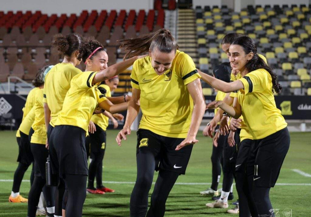 105755 super falcons star plumptre gets heroic welcome at new club al ittihad