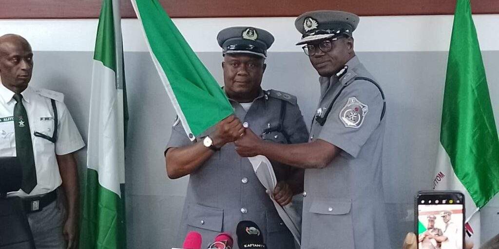106479 ogun customs controller makinde redeployed shuaib takes over 106479 ogun customs controller makinde redeployed shuaib takes over
