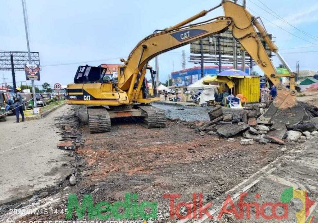 109477 shop owners take precautions as demolition looms in umuahia 109477 shop owners take precautions as demolition looms in umuahia