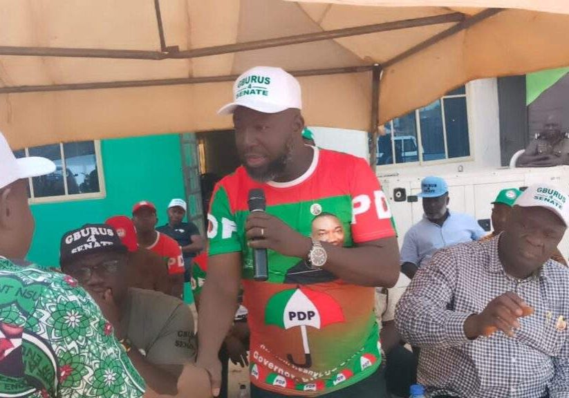 10956 2023 election nsukka zonal traders endorse gov ugwuanyi for senate