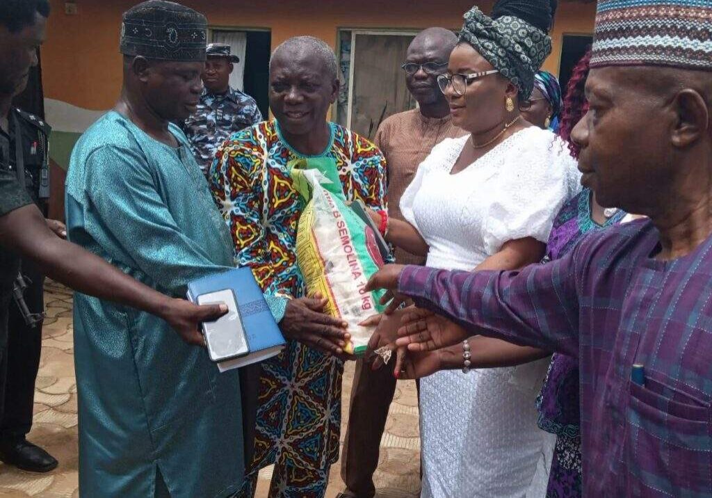 109745 kwara state first lady donates to vulnerable children in commemoration of nigerias 63rd independence anniversary 109745 kwara state first lady donates to vulnerable children in commemoration of nigerias 63rd independence anniversary